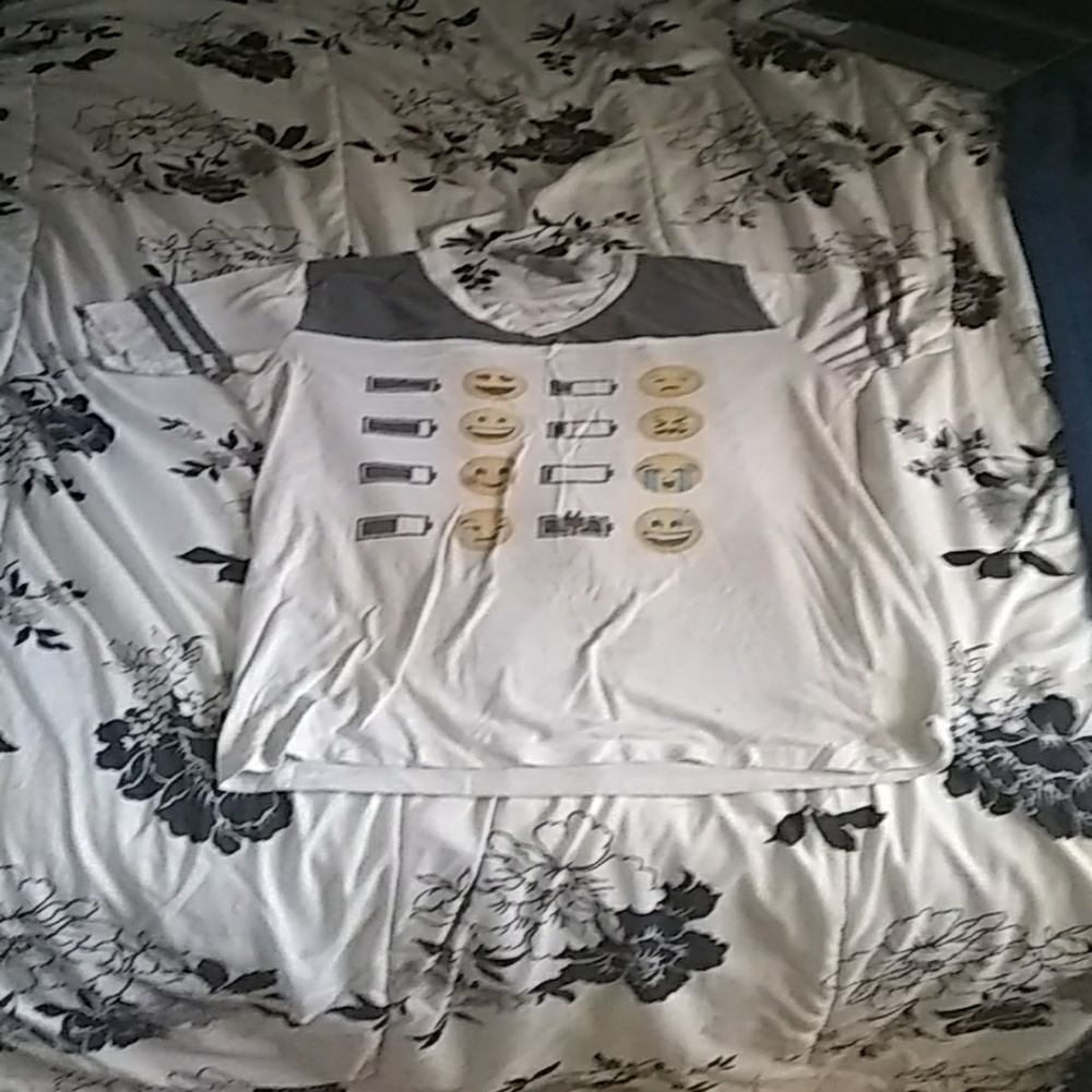 Emoji battery shirt